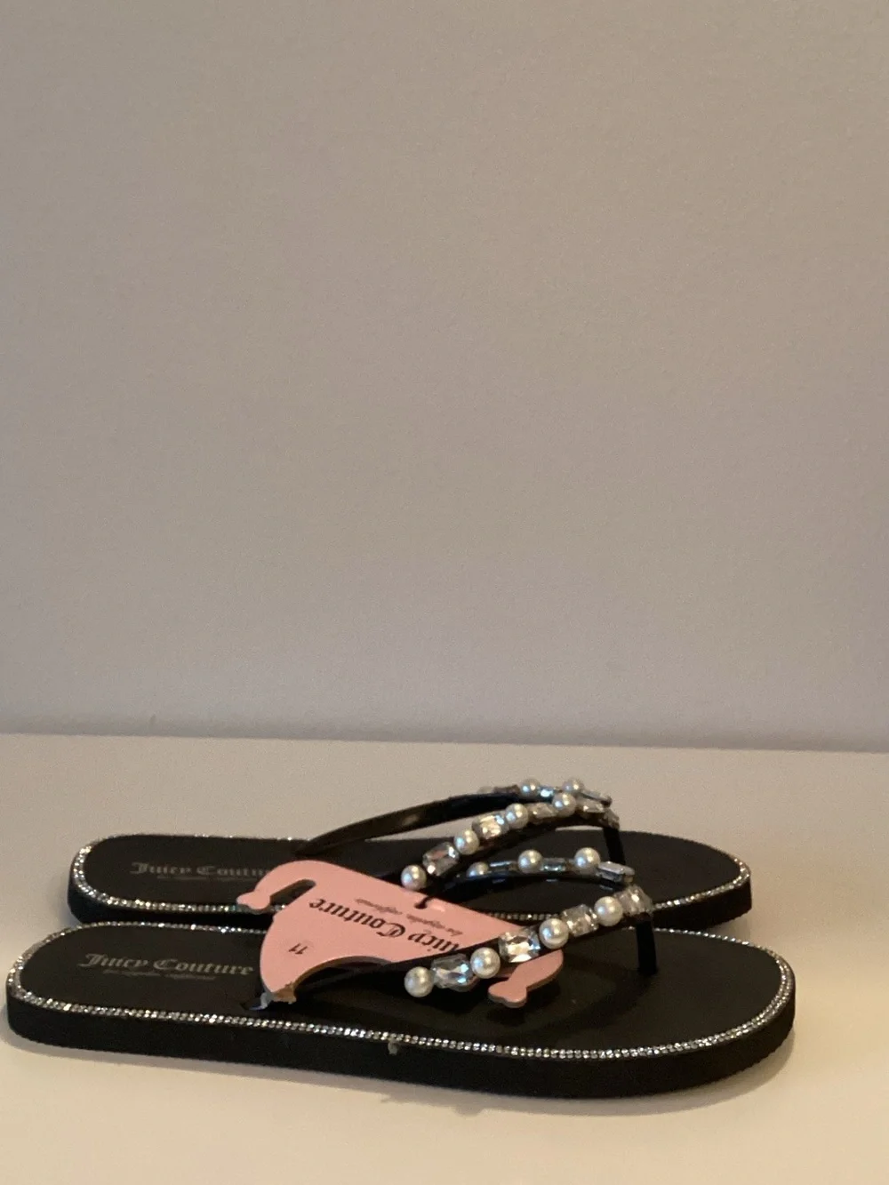 Juicy Couture Womens Black Pearl-Embellished Flip Flops Size 11